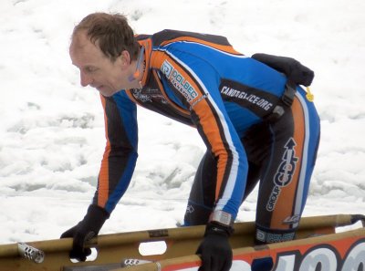 le maitre du canot  glace