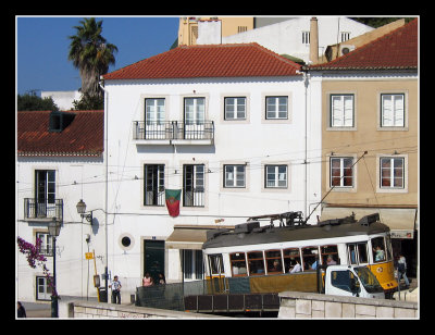 Tram - Uphill to Castelo