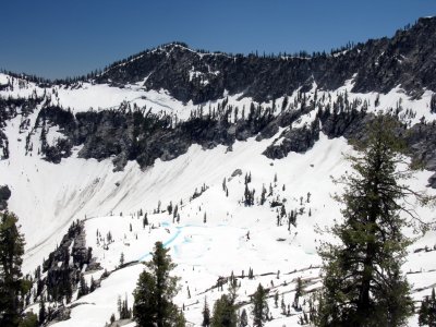 Mirror Lake and Ledge route