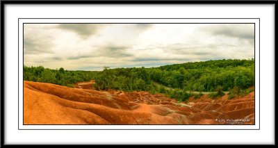 Badlands Pano 2PS.jpg