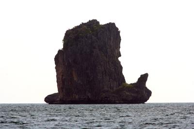 g4/83/664783/3/60112904.060330nNearPodaandChickenIsland.jpg