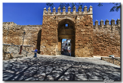 Puerta de Almodvar
