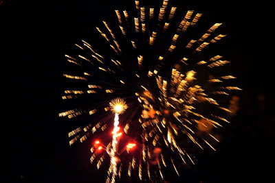 e Fireworks  7-4-11  GH2  FS only P1060567.jpg