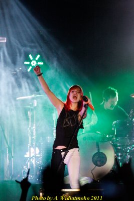 Paramore-20110819-_MG_4655.jpg