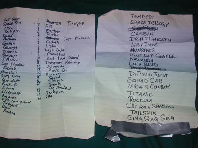 set lists from Los Straitjackets