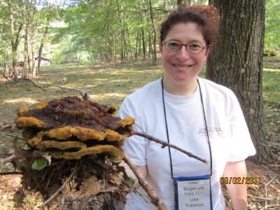 IMG_1287-Lisa, P. schweinitzii.JPG
