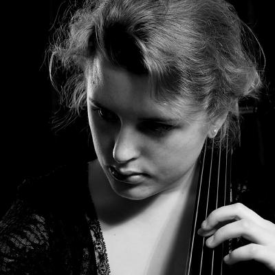 PB068238_hannah_cello_b&w2_4wm.jpg