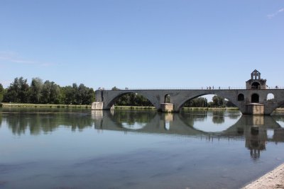 Saint Benezet 's Bridge: the broken Bridge