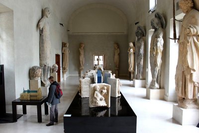 Exhibition of old Statues
