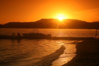 9185 Sharm beach sunset.jpg