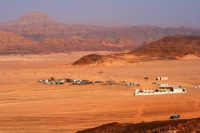 9371 Bedouin village Sinai.jpg