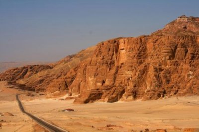 9373 Road through Sinai Desert.jpg