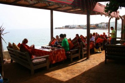 9445 Seaside restaurant in Dahab.jpg