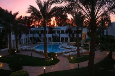9473 Sundown Falcon Hills.jpg