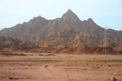 9464 Sinai Desert Mountains.jpg