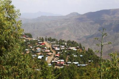 1523 Above Lalibela.jpg