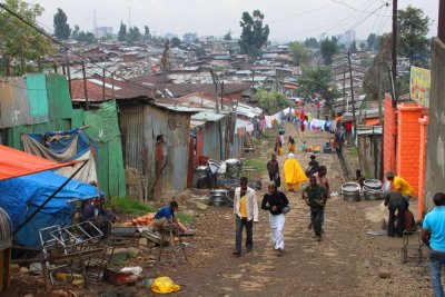 1644 Mercato Addis.JPG