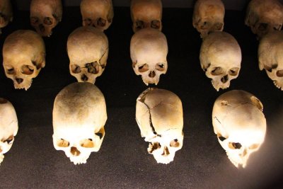 5308 Skulls Genocide Museum Kigali.jpg