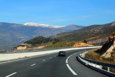 8072 Approaching Sierra Nevada.jpg