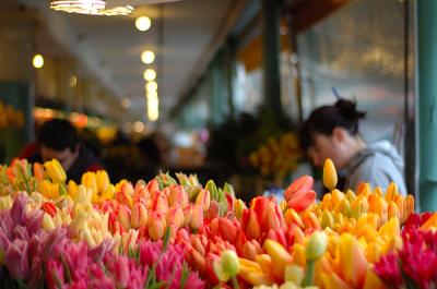 5.07.06 :: Flower Vendor - Pike Street Market