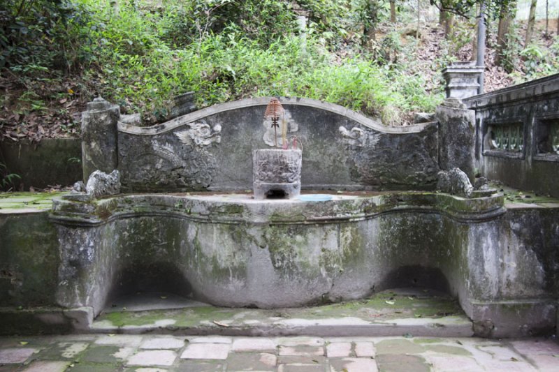 Den Trinh