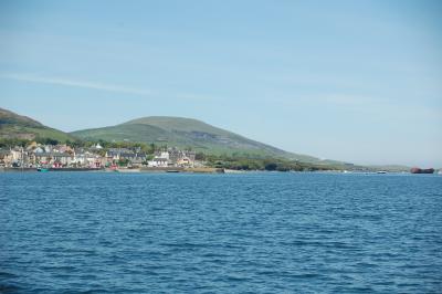 SWIMMING TO VALENTIA ISLAND