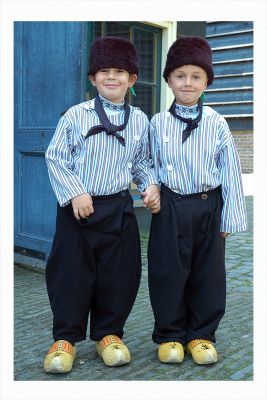 Children in regional Dutch costumes Photo Gallery by Victoria at pbase.com