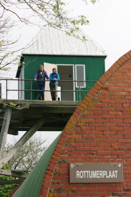 Dagboek van Rottumerplaat: Vogelwachters Nelly van Brederode en Hans Roersma