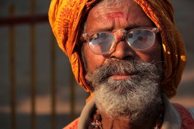 India, Varanasi - Life at the Ghats