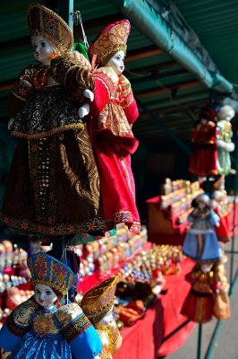 RUS_0055: Russian dolls