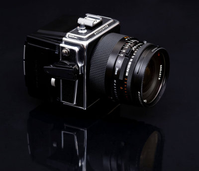 HASSELBLAD 903SWC with PHASEONE P25