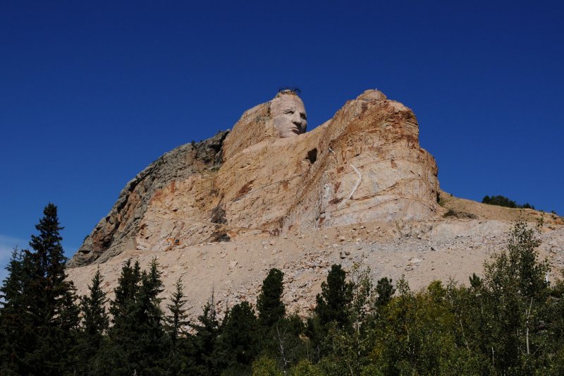 Crazy Horse.jpg