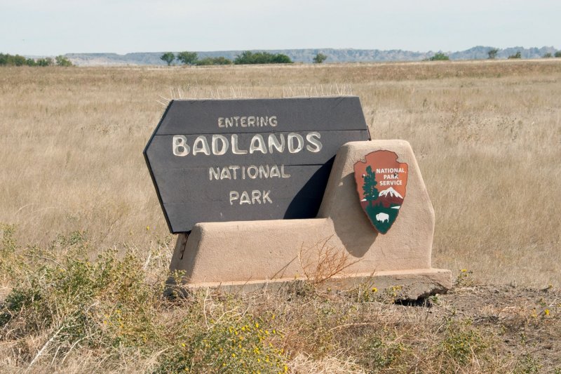 Badlands SD Sign.jpg