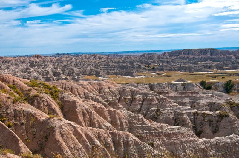 Badlands SD 2 Small Buttes.jpg