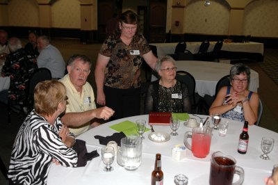 DSC_0039 Donna is the only one pretending to listen to Paul