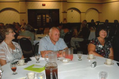 Sheila & Carlyle Holman with Carolyn Thorp Ross
