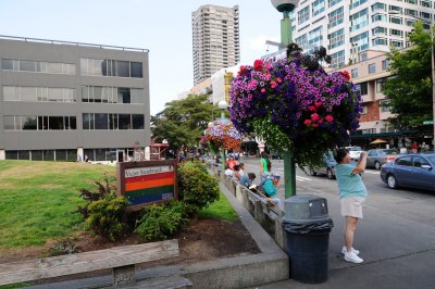 Pike Place Mkt Flowers.jpg