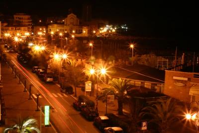 Nettuno Promenade At Night