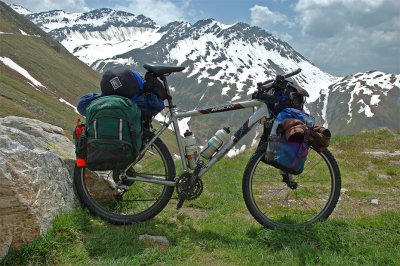074  Saakje - Touring through Switzerland - Arrow Mohawk touring bike