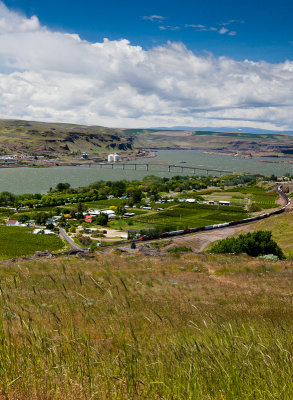 Town of Maryhill, Columbia River