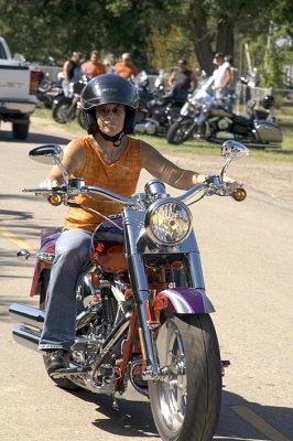 Lady Biker, Harley Fatboy