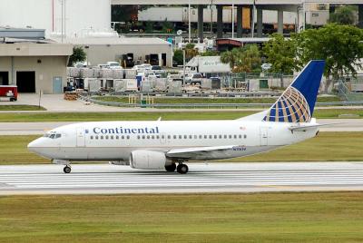 just added N11656 Continental Boeing 737-500