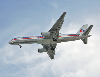 N602AN American Airlines Boeing 757-200