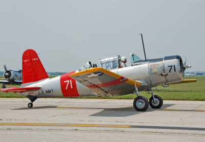 Vultee SNV-1 Valiant (V54) (N61916)