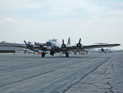 B-17 Bomber Yankee Lady