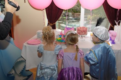 Cake admiration