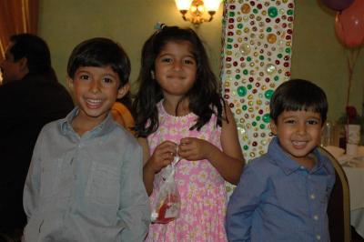 g4/85/77085/3/60940075.SaniasParty2006_49.jpg