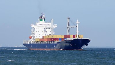 PCE Madeira heads for Antwerp coming from Teesport (Uk)