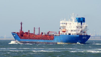 Stern view  of the Amaranth bound for Rotterdam