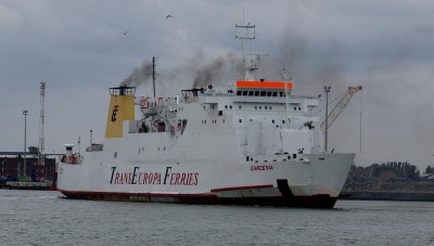 Gardenia seen leaving the port on her 13.30 h sailing to Ramsgate